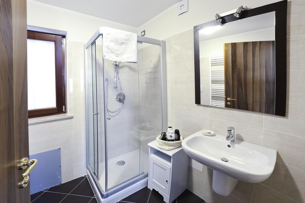 فيرونا B&B 2 Terrazze الغرفة الصورة