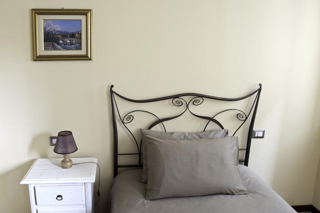 فيرونا B&B 2 Terrazze الغرفة الصورة